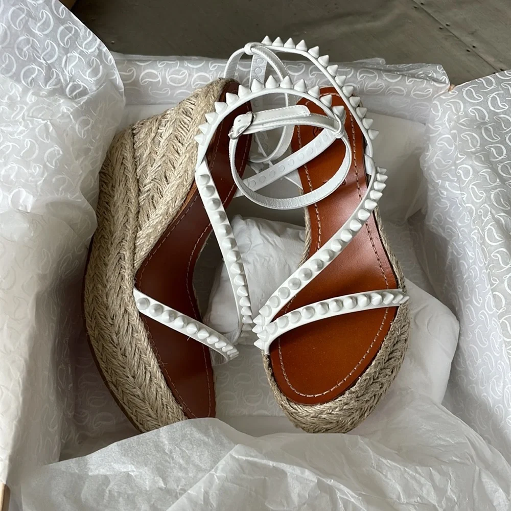 Christian Louboutin mafaldina Zeppa wedge espadrille sandal white spike sz 39